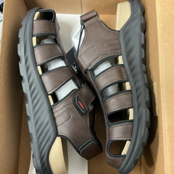 NWB St. John's Bay Fairport Strap Sandals Brown Size 11 M MSRP $49 - Picture 5 of 6